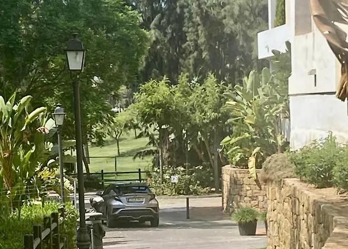 Daire Spacious 2br With Stunning Views In Prime Nueva Andalucia Marbella